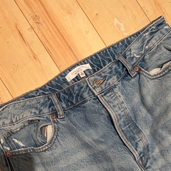Dynamite- Distressed Blue Jeans - Picture 4 of 5